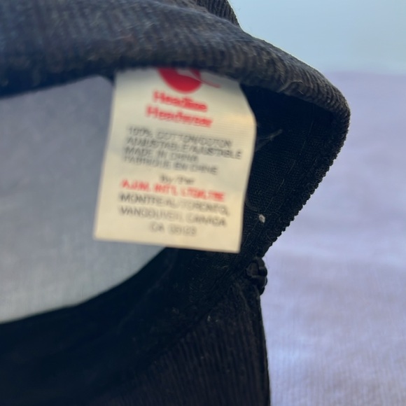 Corduroy Snap Back Cap - Picture 4 of 4